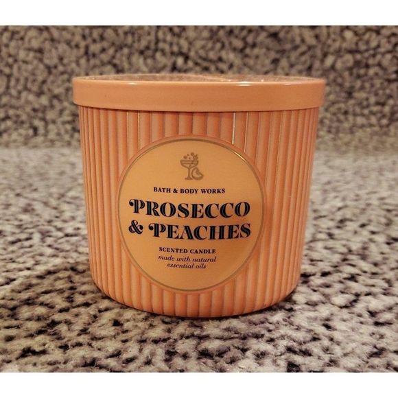 Bath & Body Works Proscecco Peaches Fragrance Scented 3 Wick Candle - Picture 1 of 6